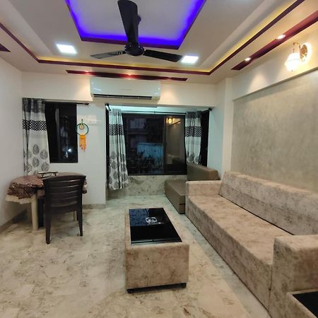 Cozy Furnished Apartment One Block From The Ocean Mumbai Exterior photo