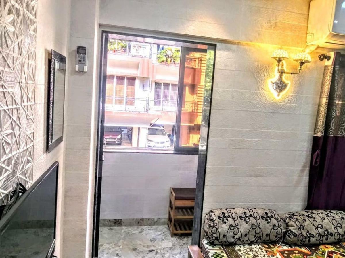 Cozy Furnished Apartment One Block From The Ocean Mumbai Exterior photo
