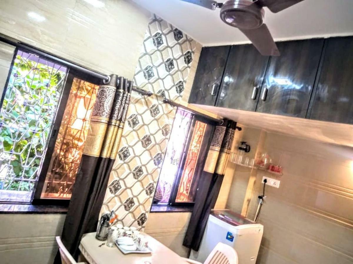 Cozy Furnished Apartment One Block From The Ocean Mumbai Exterior photo