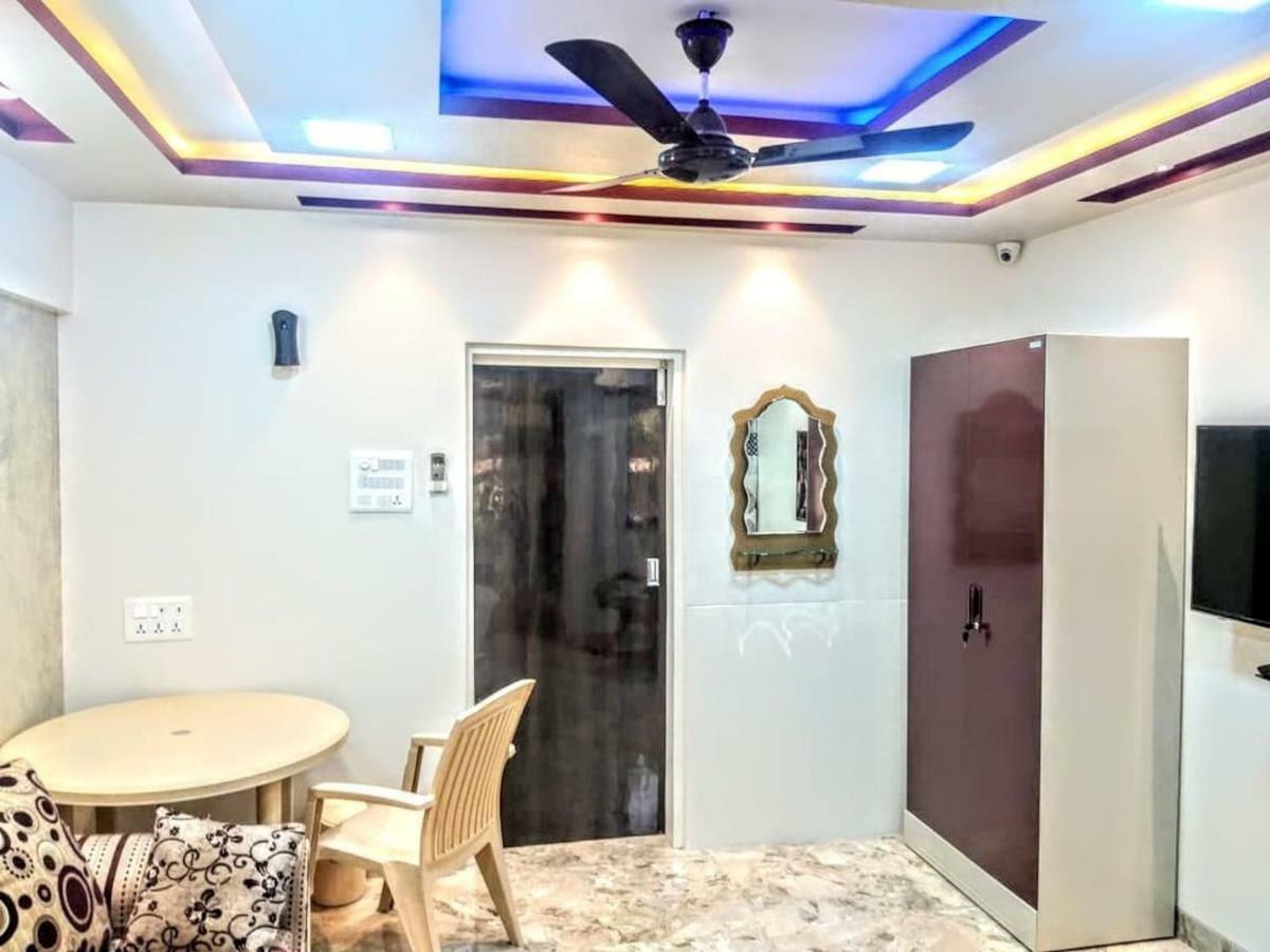 Cozy Furnished Apartment One Block From The Ocean Mumbai Exterior photo